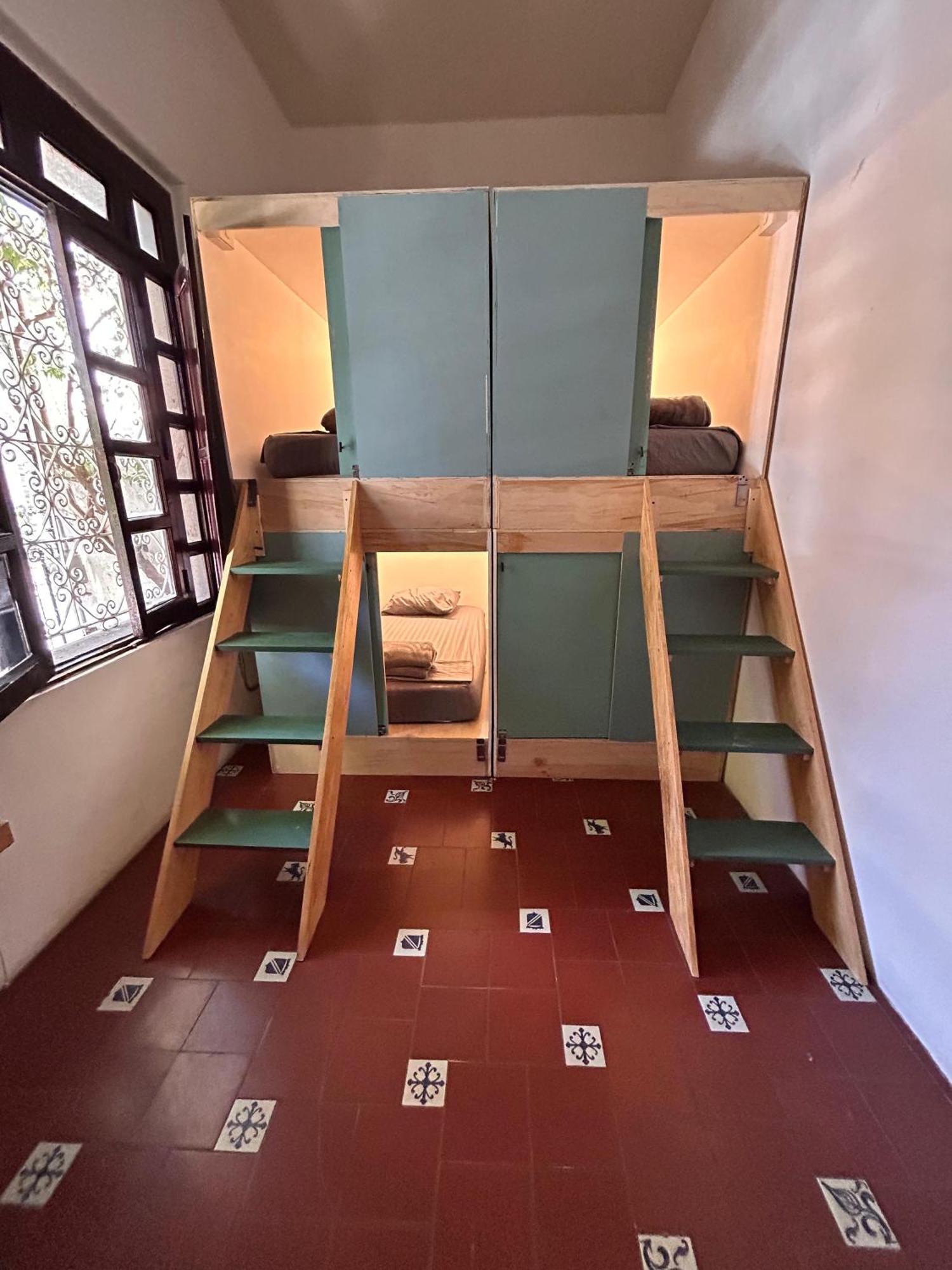 Coliving Chingon Vandrerhjem Guadalajara Eksteriør bilde